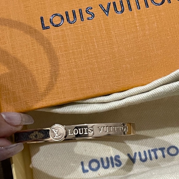 Luxury Bangle Unisex Gifts for her, Gift. for him, Christmas Gift, Birthday Gift
